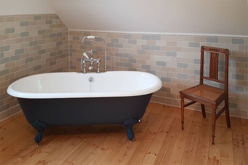 Bad im Retro Stil | fliesen-weigelt